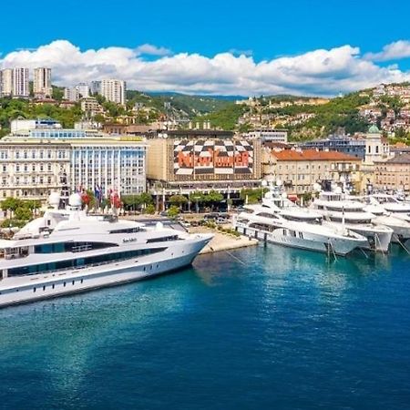 Rijeka Apartment With Free Parking And Large Balcony Exteriér fotografie