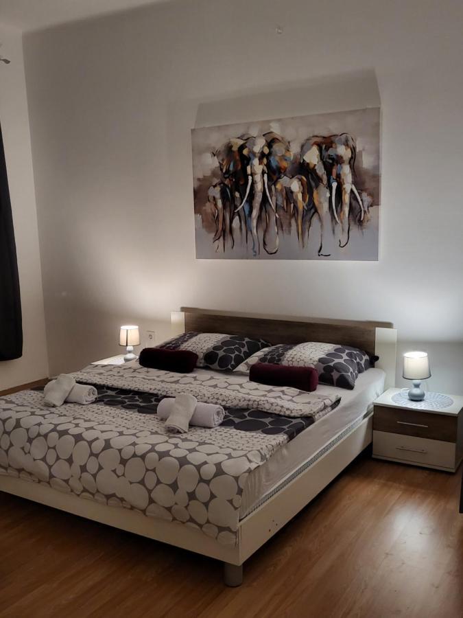 Rijeka Apartment With Free Parking And Large Balcony Exteriér fotografie